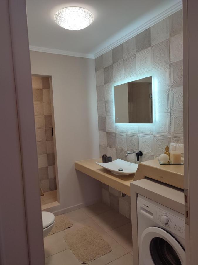 Gratelia Apartment 丹诺尼 外观 照片